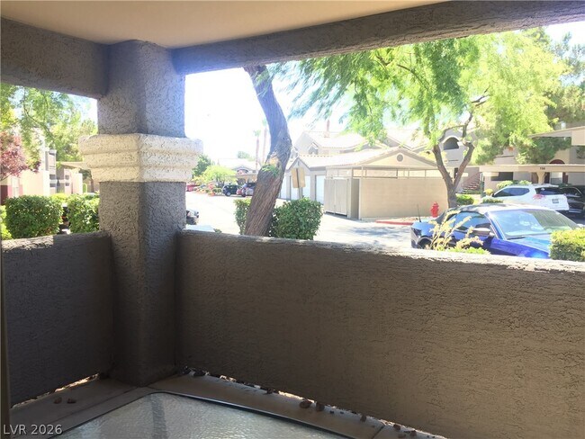 Building Photo - 5055 W Hacienda Ave