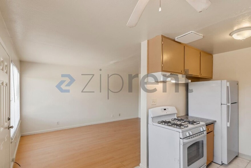 Building Photo - 7630 Lockwood St