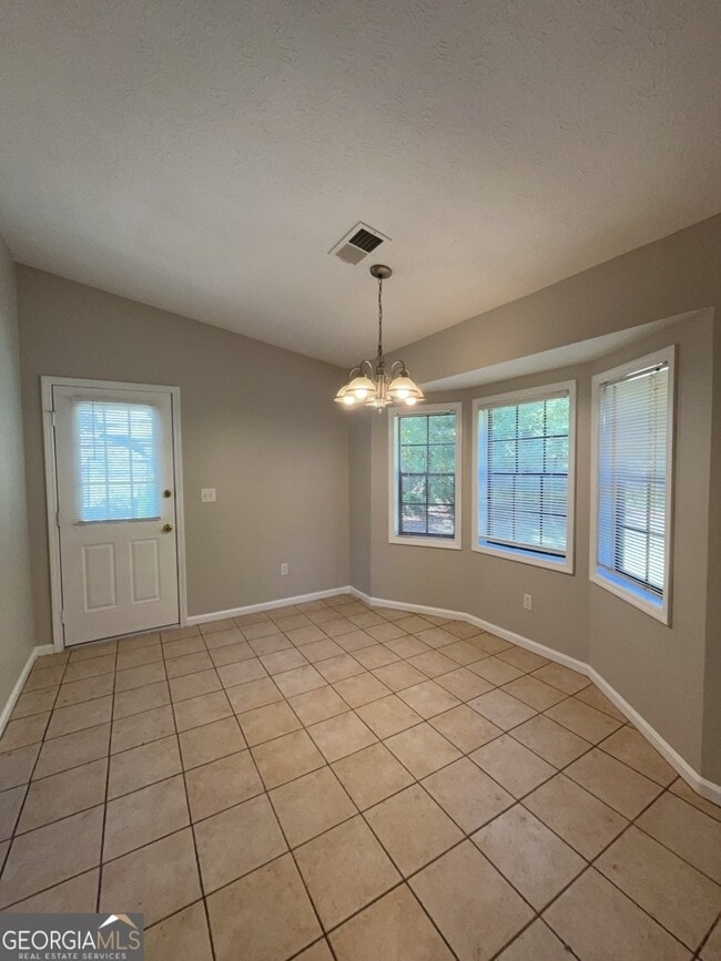 Building Photo - 2693 Seneca Trail NW