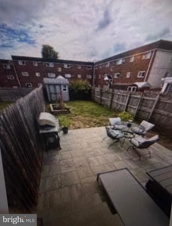 Building Photo - 310 Prospect Ave