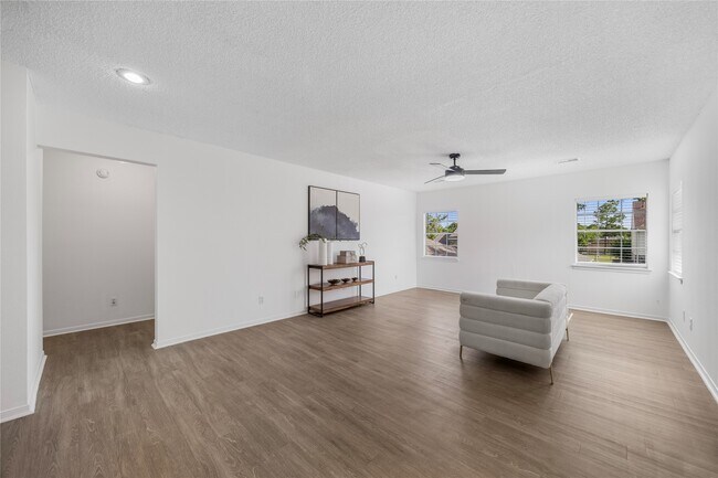 Building Photo - 10310 Minturn Ln