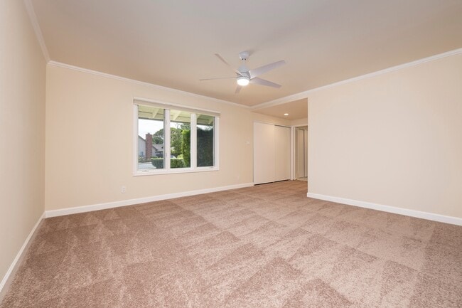 Building Photo - 1394 Manzanita Dr