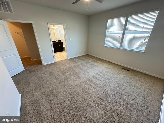 Building Photo - 15114 Hogshead Way