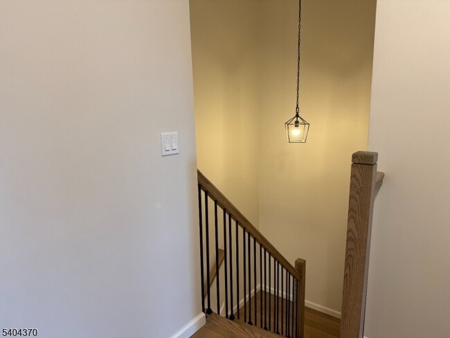 Building Photo - 188 Heckel St