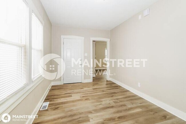 Building Photo - 1719 W Hill St, Louisville, KY 40210
