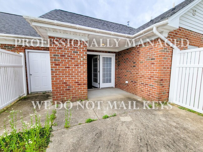 Building Photo - 161 Irene Ct