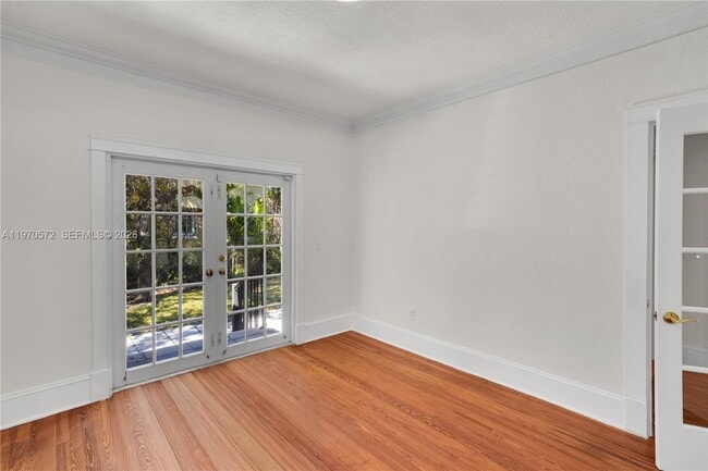 Building Photo - 603 Minorca Ave