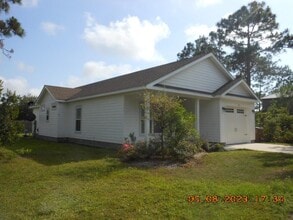 Building Photo - 120 Crane Dr