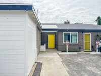 Building Photo - A591