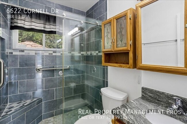 Building Photo - 6622 Cornell Dr