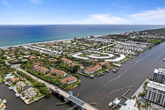 Building Photo - 5552 N Ocean Blvd