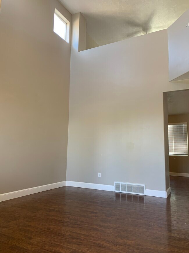 Building Photo - 5033 W Black Granite Way