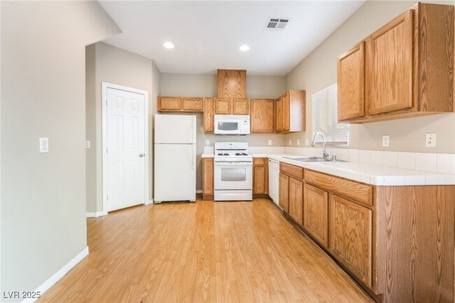 Building Photo - 5164 Bellaria Pl