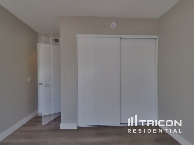 Building Photo - 13636 Rundell Dr
