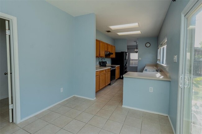 Building Photo - 1806 Ruthie Run