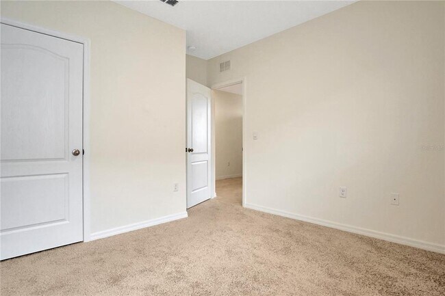 Building Photo - 538 Noble Ave