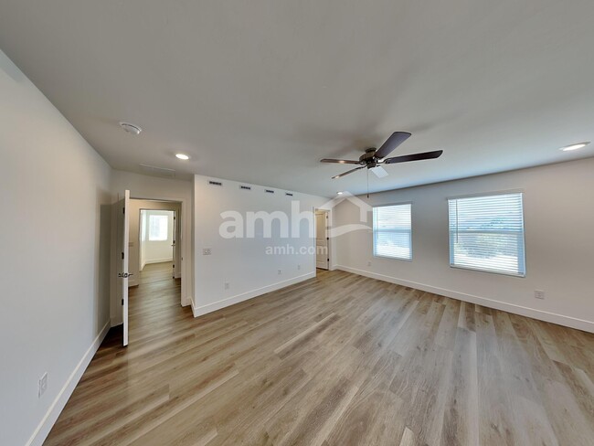 Building Photo - 6504 E Paseo Alga