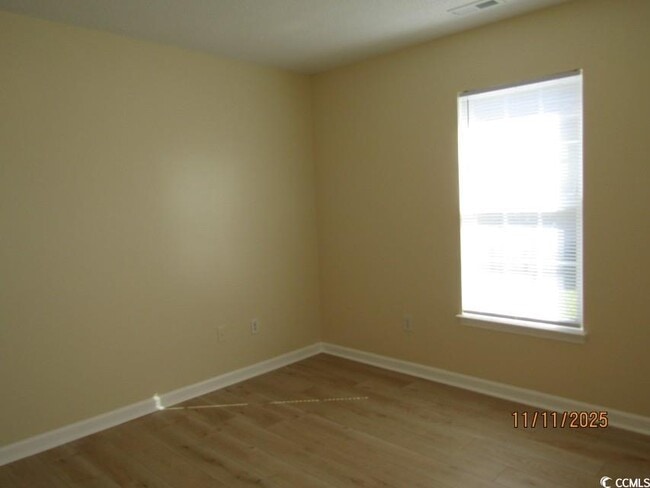 Building Photo - 132 Carolina Pointe Way