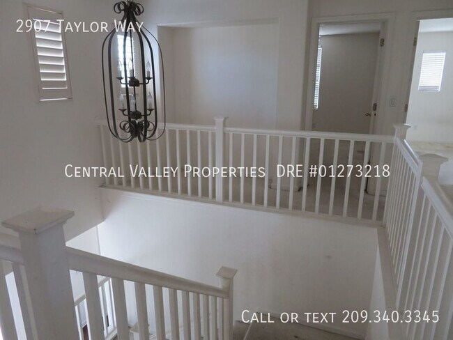 Building Photo - 2907 Taylor Way