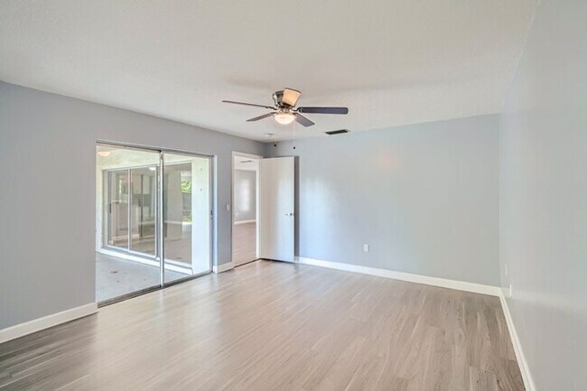 Building Photo - 3209 Dolphin Dr, Miramar, FL, 33025