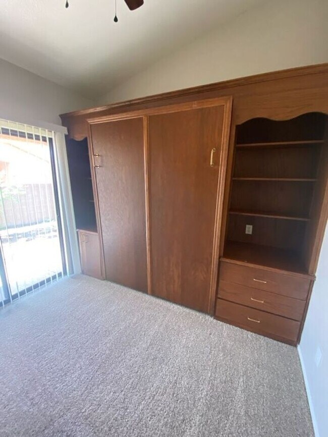 Building Photo - 5249 N Adobe Cir