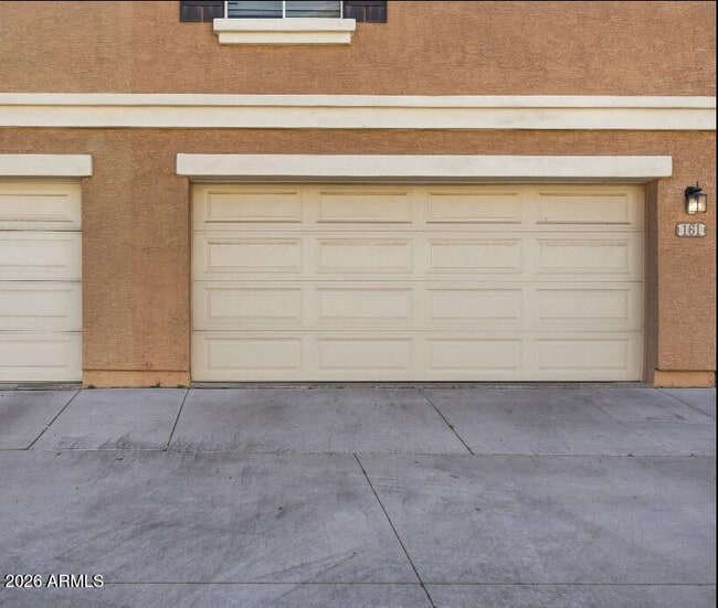 Building Photo - 161 W Campbell Ct