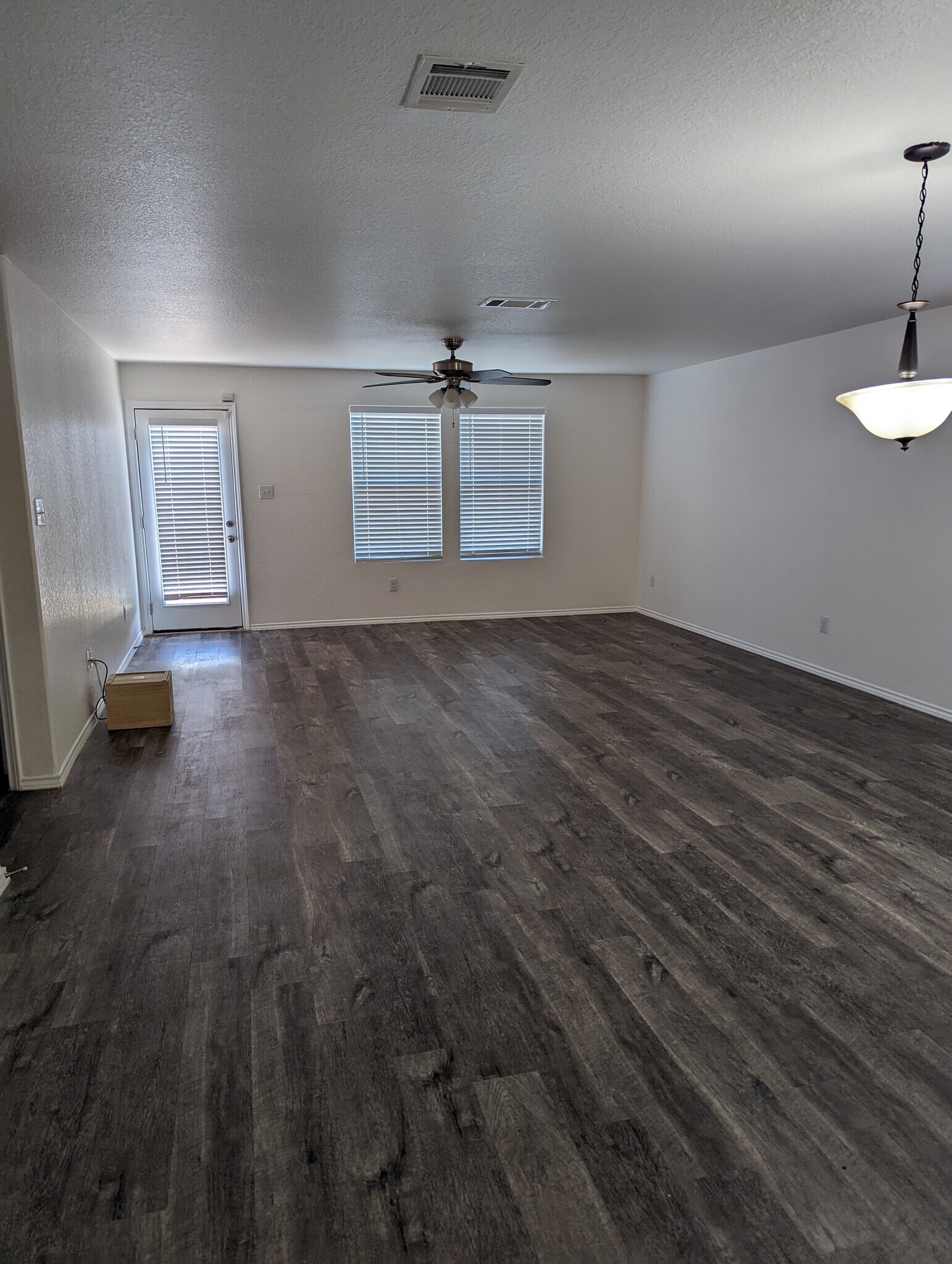Building Photo - 10687 Penelope Way
