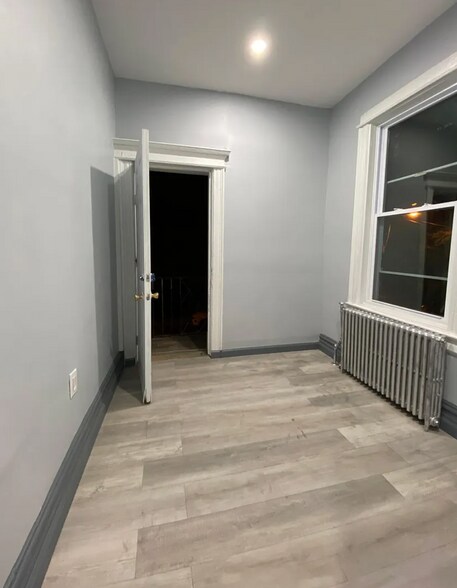 Bedroom #4 - 25 Bartholdi Ave