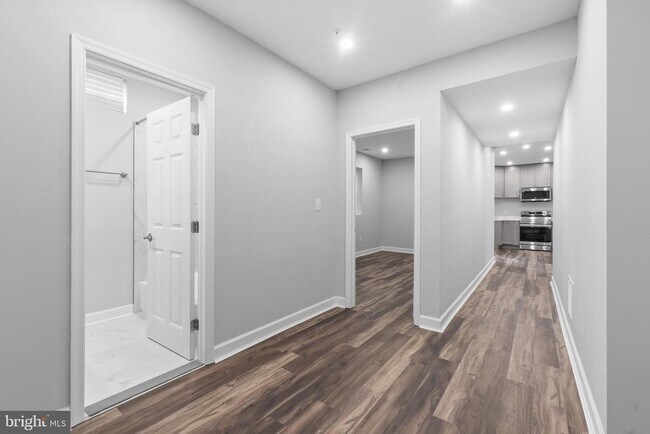 Building Photo - 6108 Hunt Weber Dr