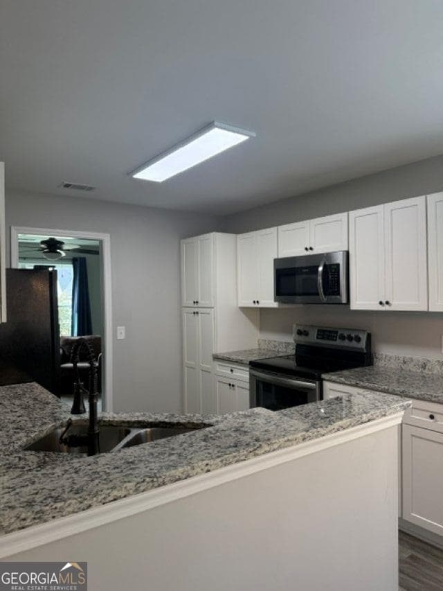 Building Photo - 128 Misty Grove Ln