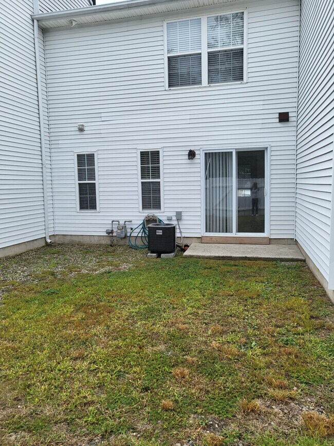 Back Yard - 22 Allison Pl
