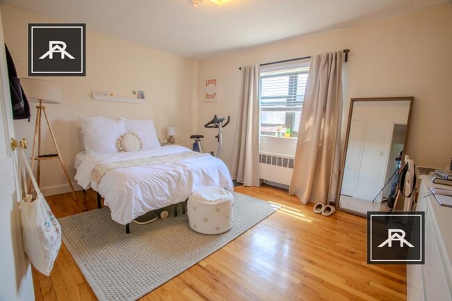 Building Photo - 2 bedroom in Brookline MA 02134