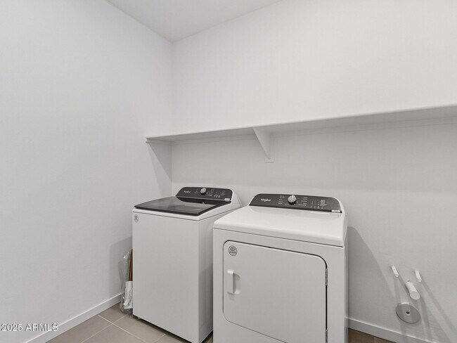 Building Photo - 3104 Bee Trl