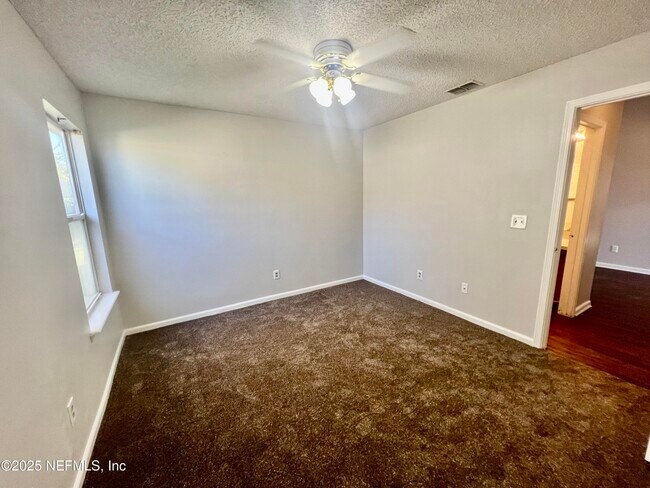 Building Photo - 2315 Companion Cir E