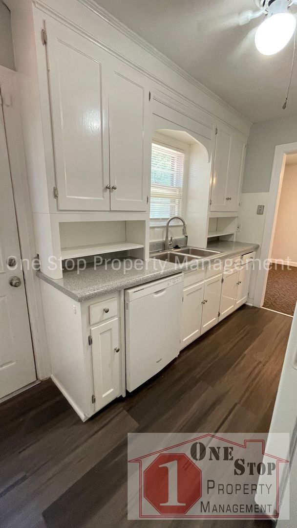 Building Photo - Charming 3-bedroom, 2-bath home in Indepen...