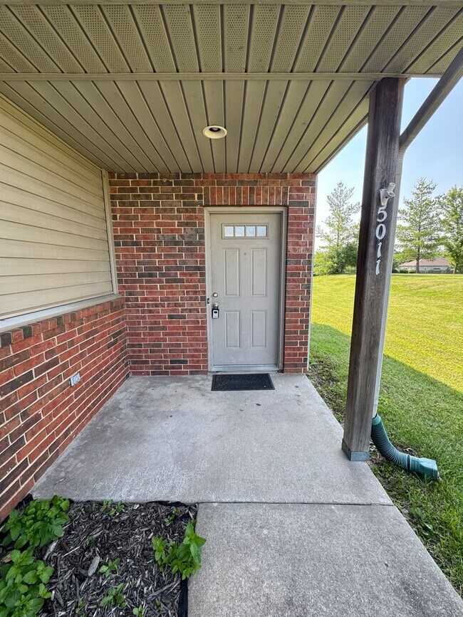 Building Photo - 5009-5011 Alpine Ridge Dr.
