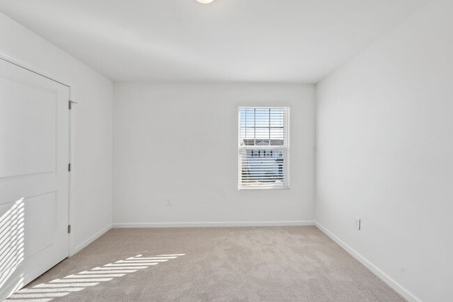 Building Photo - 3517 Strawberry Patch Row