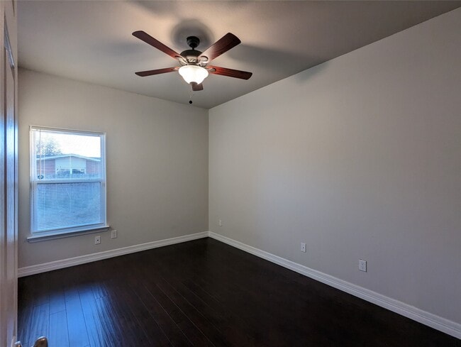 Building Photo - 4204 Stassen St