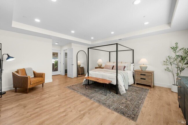 Building Photo - 101 Merrill St