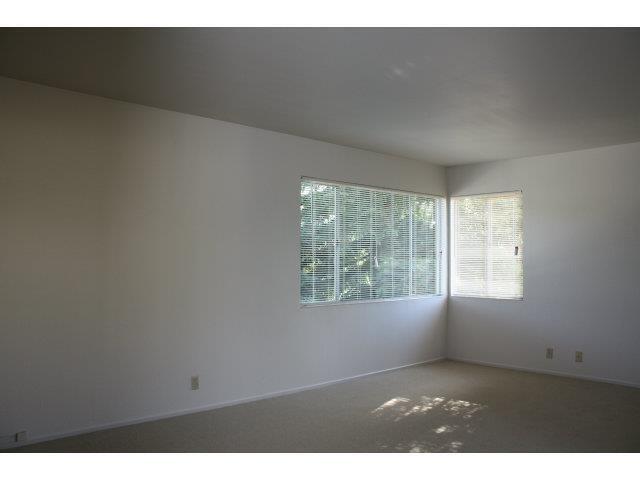 Building Photo - 1401 Hess Rd