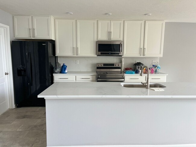 Building Photo - 2018 Poloview Pl