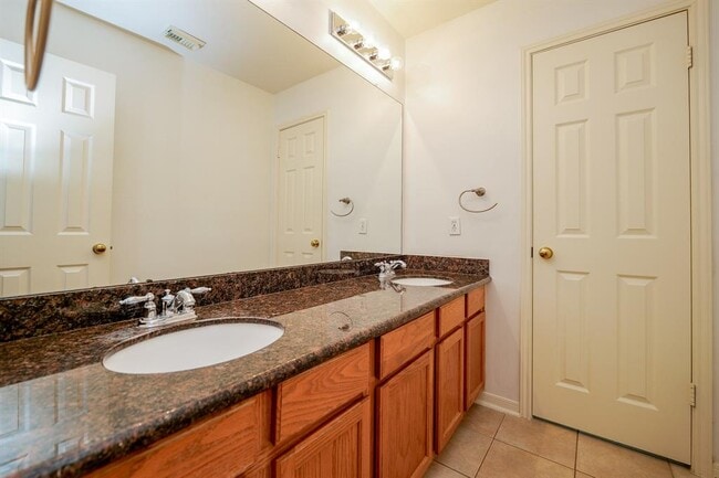 Building Photo - 22510 Holly Lake Dr