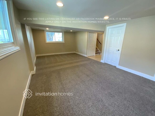 Building Photo - 925 Miller Ave