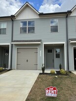 Building Photo - 1704 Bennett Village Dr
