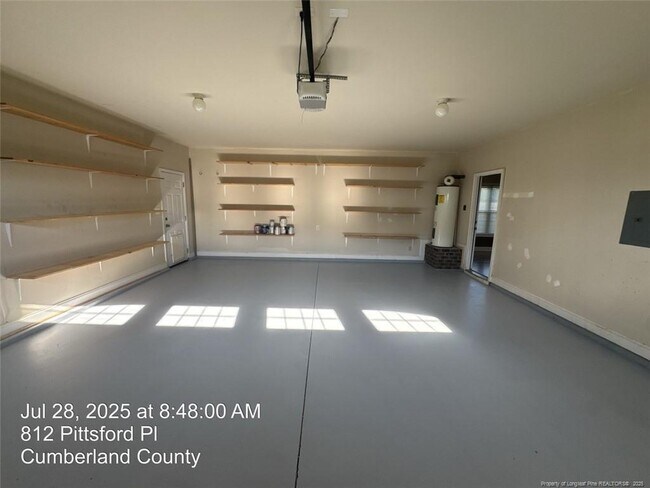 Building Photo - 812 Pittsford Pl