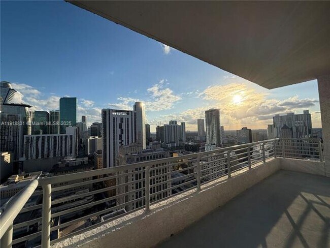 Building Photo - 133 NE 2nd Ave