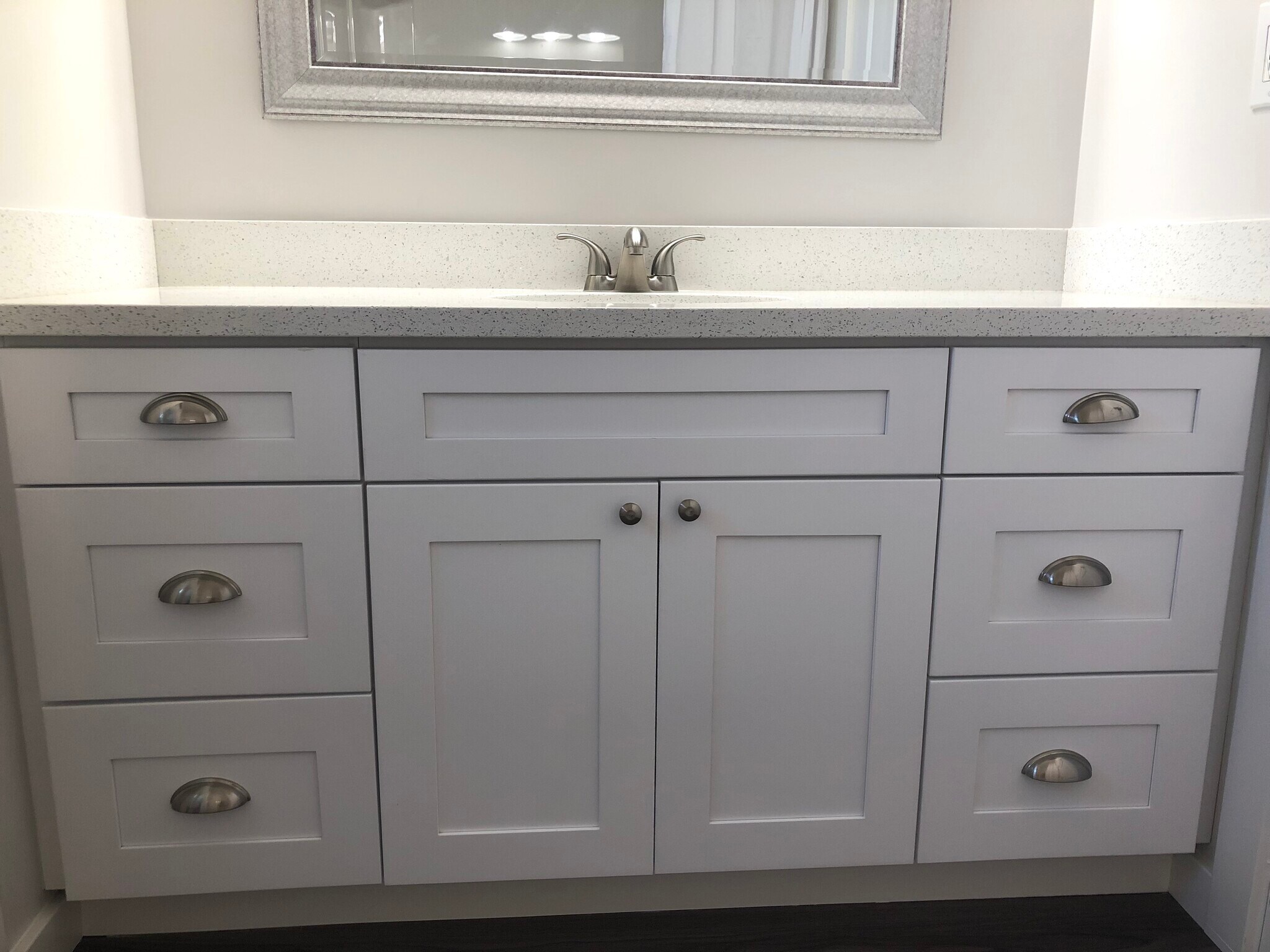 Building Photo - 504 Richmond Dr