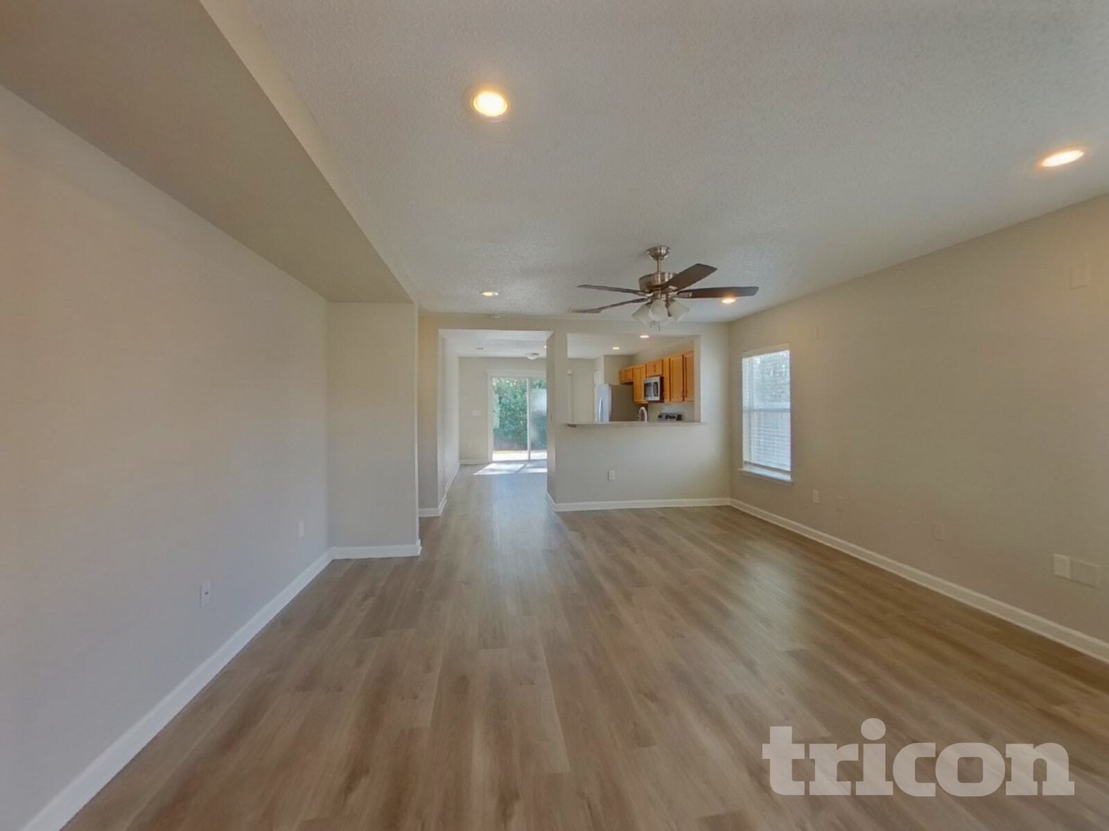 Building Photo - 11626 Brian Lakes Dr N