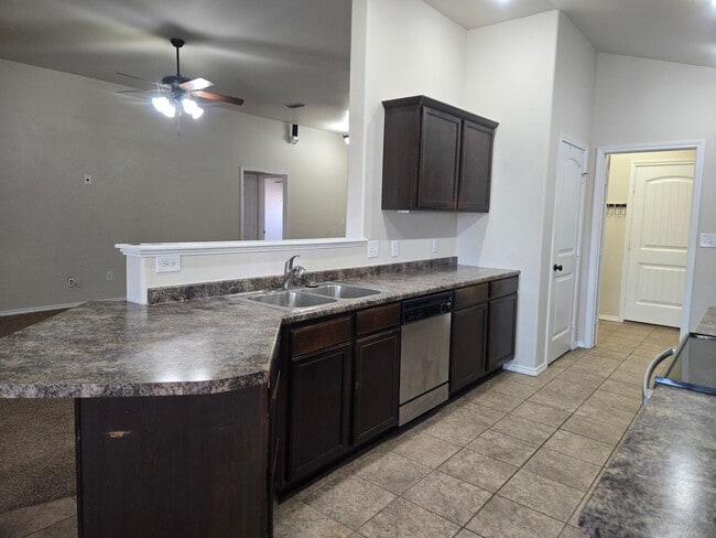 Building Photo - Beautiful 3/2/2 in Frenship ISD