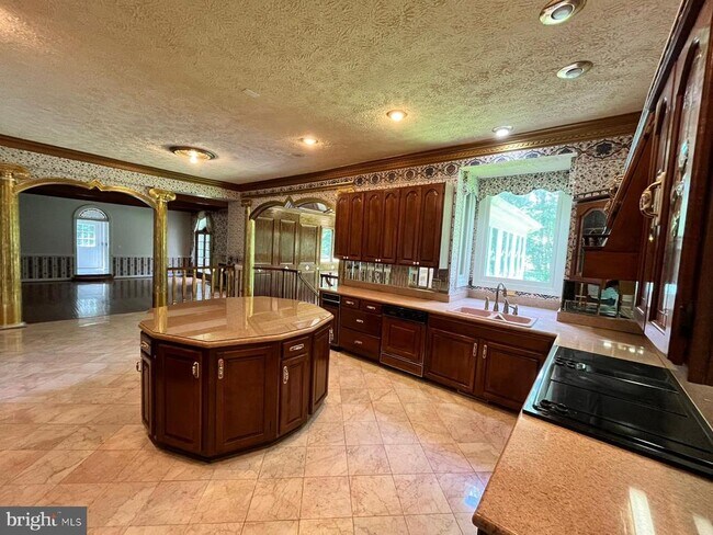 Building Photo - 7808 Hill House Ct